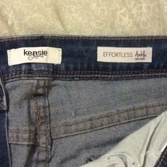 KENZIE Effortless Ankle distressed stretch jeans - Picture 2 of 2